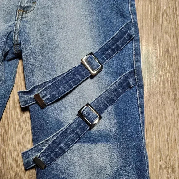 Tall Y2K bleached dark wash flared jeans with thigh buckles ✦ XXS - Picture 3 of 7